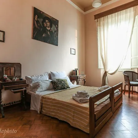 Domus Lilia * فياريجيو