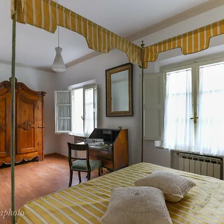 Domus Lilia بيت للعطل *